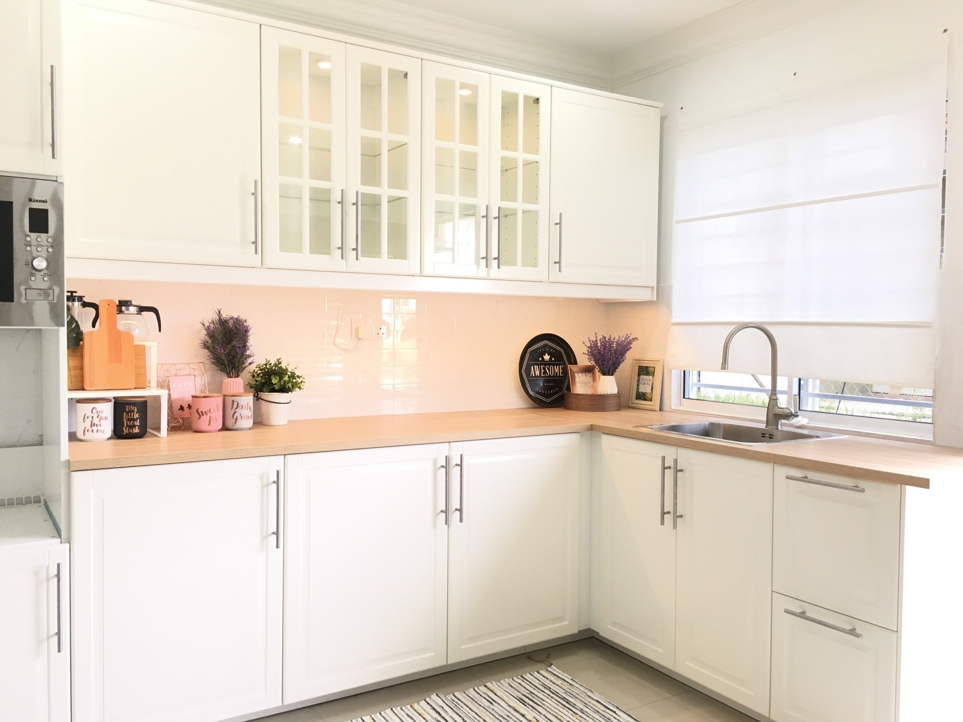 Exploring Kitchen Cabinets Online